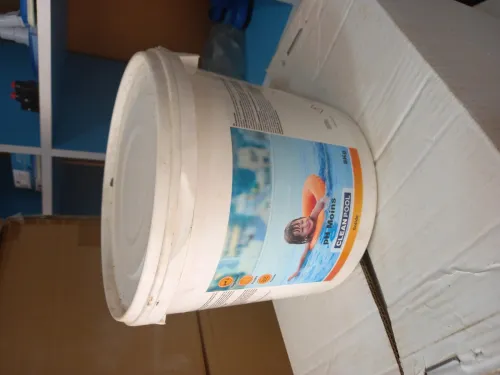 Produits chimiques pour les piscines