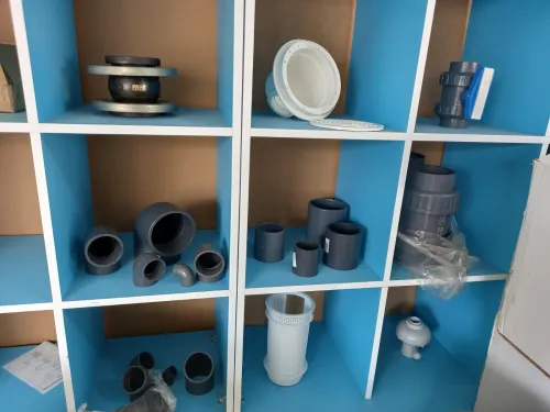 Vente d'équipements et produits de piscine 