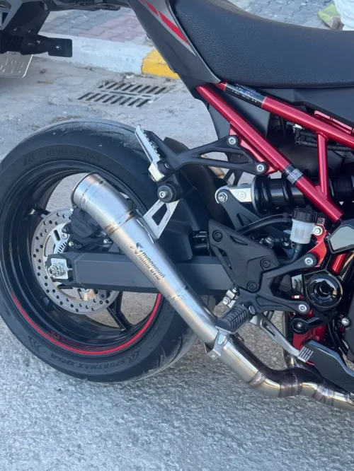 Kawazaki Z900 2025