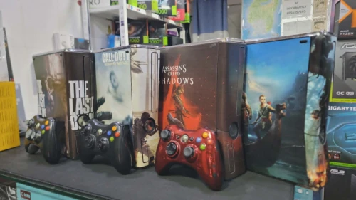 XBOX 360 SLIM FLASH GLITCH 1 MANETTE ET 2 MANETTE + DE 15 JEUX