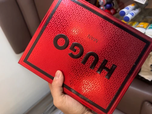 Des parfums original dior prada chanel myself