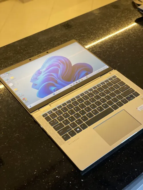 PC Portable HP EliteBook x360 1030 G3 (8 Go RAM - Intel i7) 