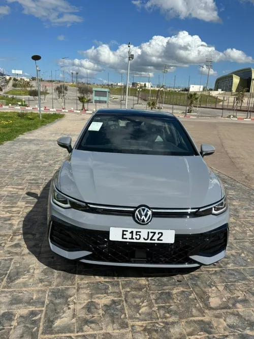Volkswagen Golf 8 2025 R-Line