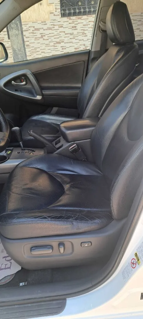 Toyota RAV4 2012 Dynamique