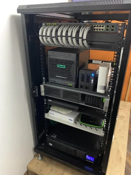 Installation et maintenance de réseau informatique