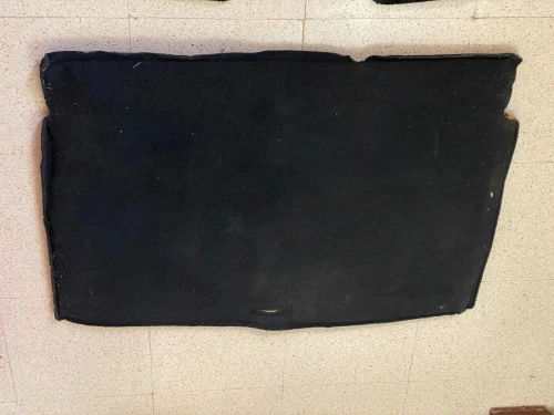 Table et tapis de coffre de 207