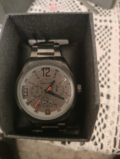 Lots de 4 montres originaux