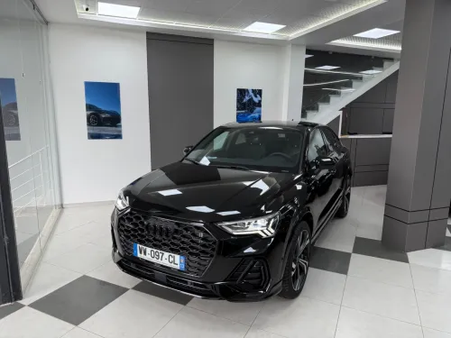 Audi Q3 2026 S line full black