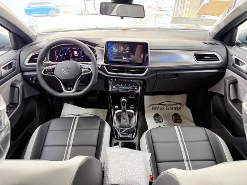 Volkswagen T-Roc 2026 R line pack chrome