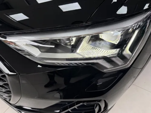 Audi Q3 2026 S line full black