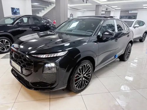 Audi New Q3 2026 S line full black