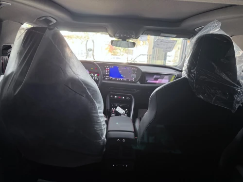 Audi Q5 2026 S line full black