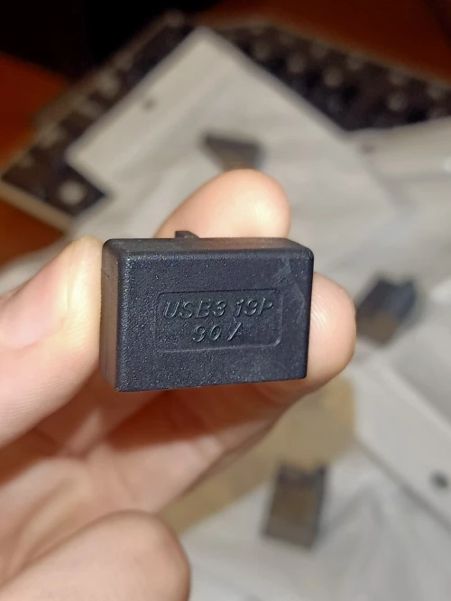 Adaptateur connecteur USB3 pour carte mère coudé 90 deg