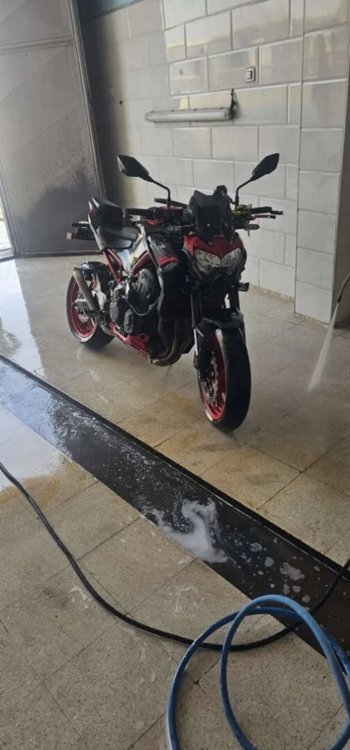 Kawasaki Z900 tablette 2021