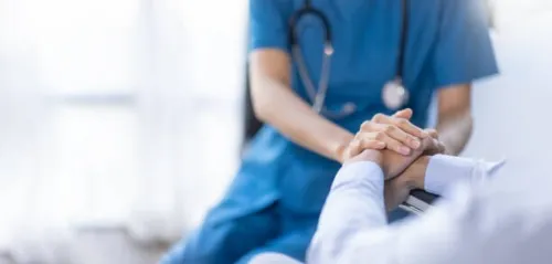 Garde malade homme et femme nuit et jour h/24/24,7/7 à domicile ou à l'hôpital 