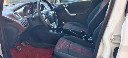 Ford Fiesta 2013 Titanium Sport pack