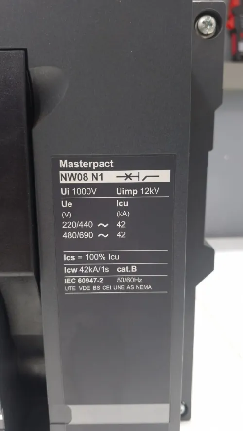 Disjoncteur siemens 1000A /schneider 800A