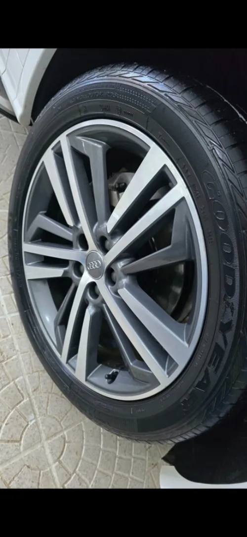 Audi Q5 2019 190ch