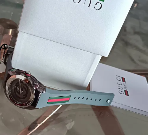 Montre Gucci 