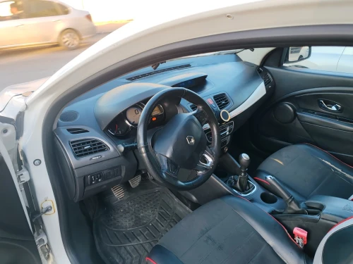 Renault Megane 3 2014 New Play
