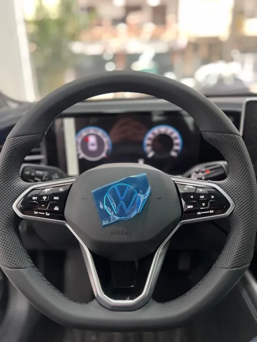 Volkswagen Passat 2025 Pro