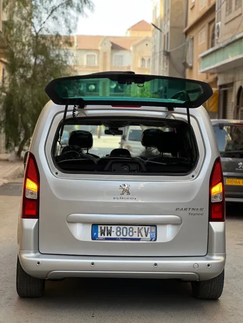 Peugeot Partner 2016 Tepee Allure 