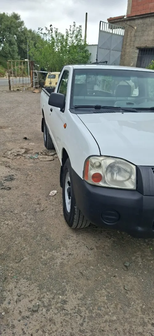 Nissan Pickup 2011 Pickup