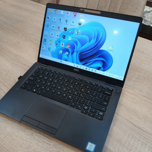 Laptop DELL Latitude 5300 tactile    