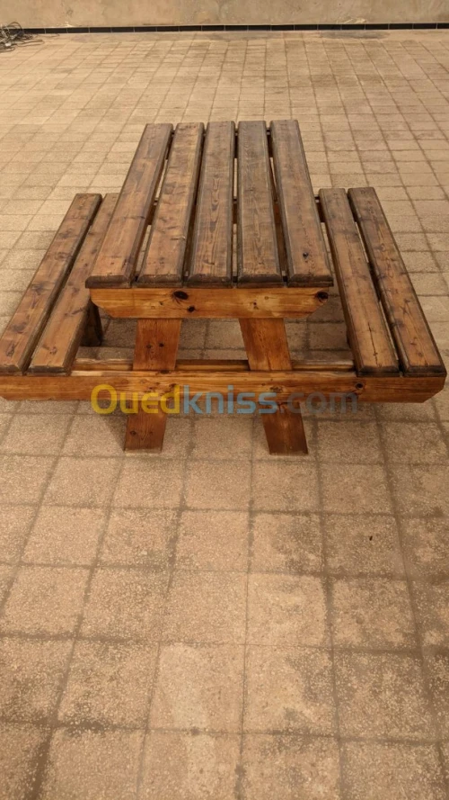 Table picnic en bois