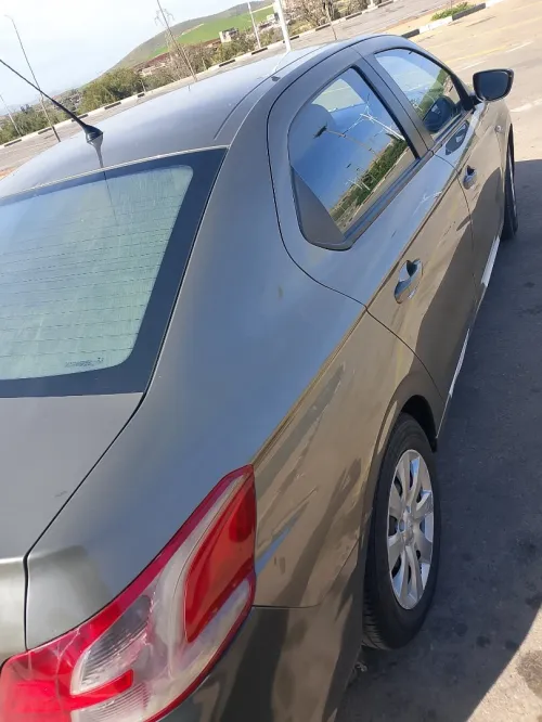Peugeot 301 2013 