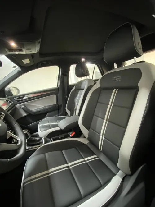 Volkswagen T-Roc 2025 R-Line 