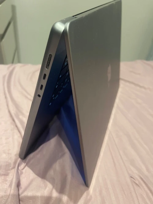 Macbook pro 2023 m2 max
