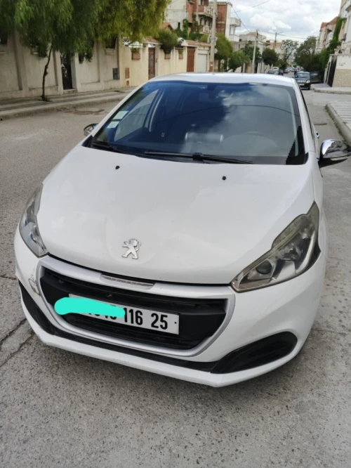 Peugeot 208 2016 