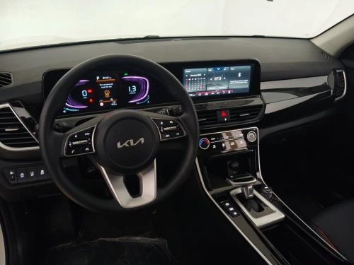 Kia seltos Luxury 2025 