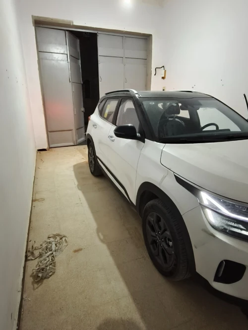 Kia seltos Luxury 2025 