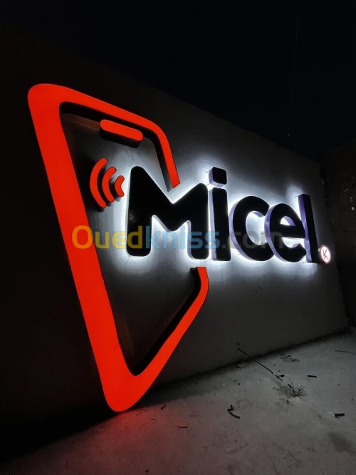 Panneau publicitaire personnalisé لافتات اشهارية 3d Billboard Decoupe Forex..