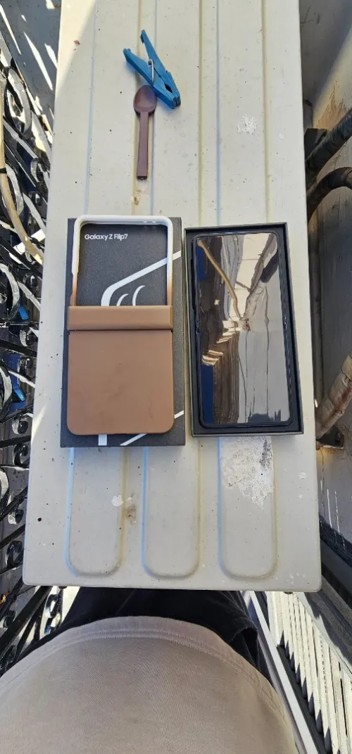 Samsung Z Flip 7