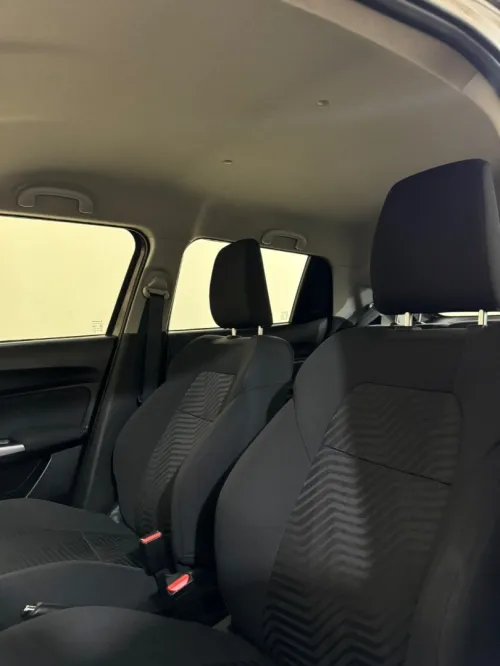 Suzuki Swift 2024 GL Plus 