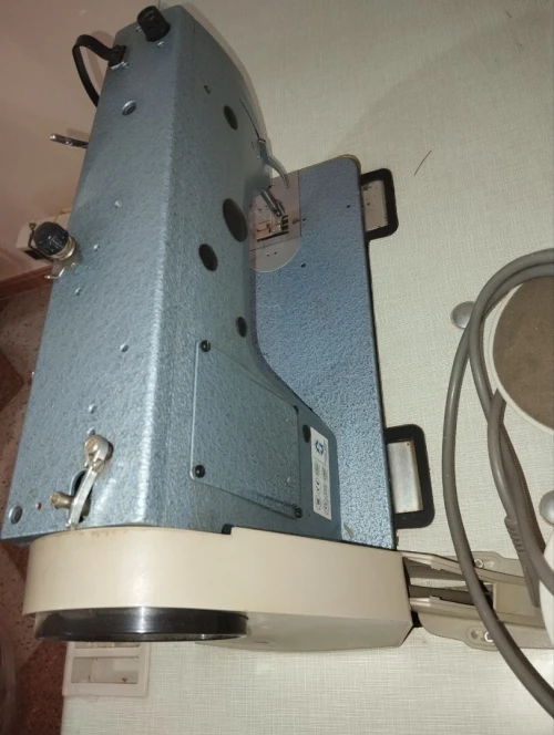 Machine a coudre industrielle Gemsy