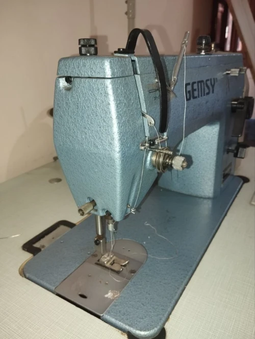 Machine a coudre industrielle Gemsy