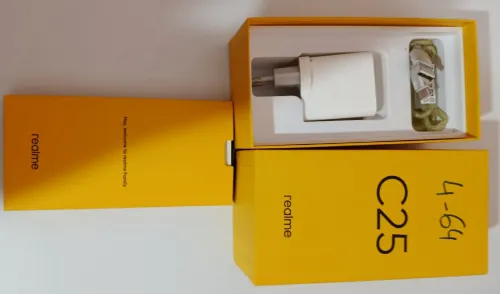 Realme C25