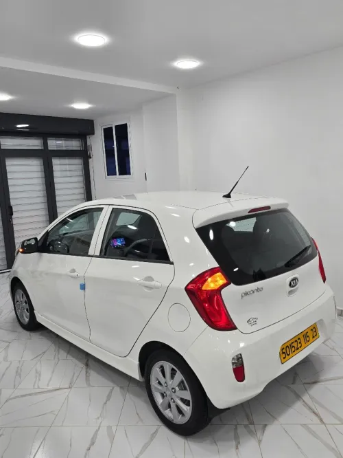 Kia Picanto 2015 