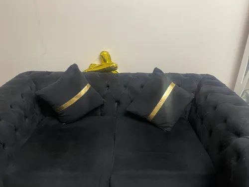 Fauteuil 6 places très bon état noir et doré classe à 8 millions