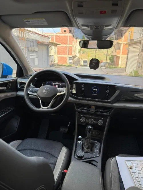 Volkswagen Taos 2024 SEL