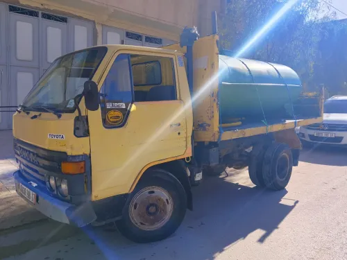 Toyota Bi 1988
