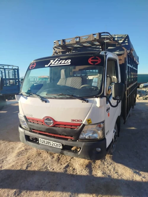 Hino 611 2012