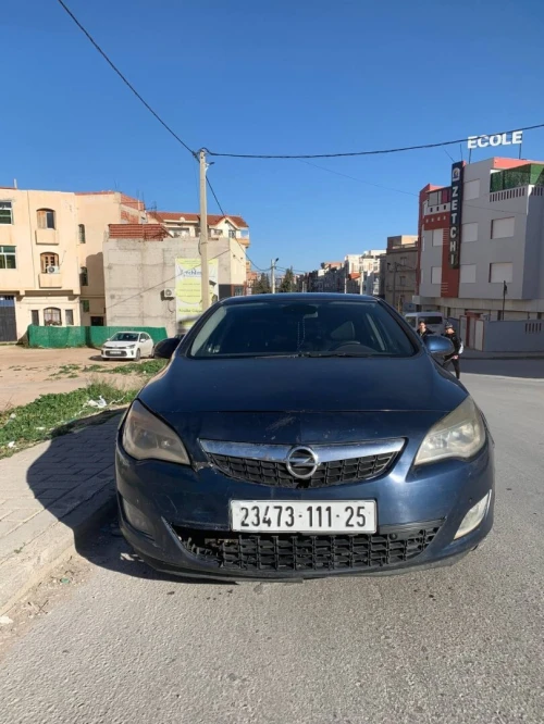Opel Astra 2011 G