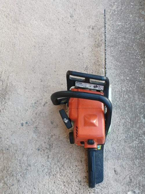 Tronçonneuse Stihl 017