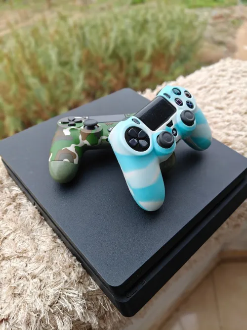 PS4 SLIM 500GB VERSION 900