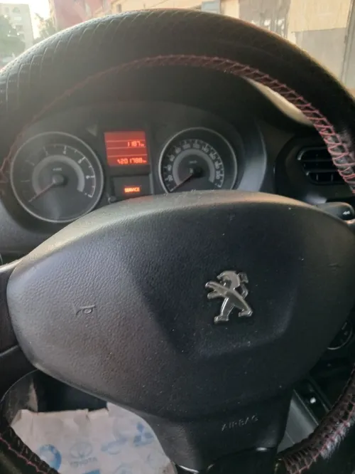 Peugeot 301 2015 pack luxe 